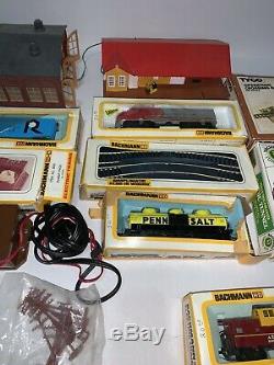 13 Bachmann Ho Electric Train Set Locomotive Tender Car Caboose Track Power Pack