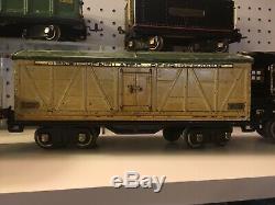 1930s PRE WAR LIONEL TRAIN ENGINE, TENDER, CRANE, REFRIGERATOR CAR, 7 PIECES