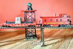 1959 LIONEL HO Scale Southern Pacific Steam Loco & 6-Car Freight Train Set 5717