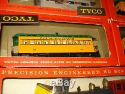 1967 Petticoat Junction Train Set, Hooterville Cannonball Engine, Tender, Cars, Box