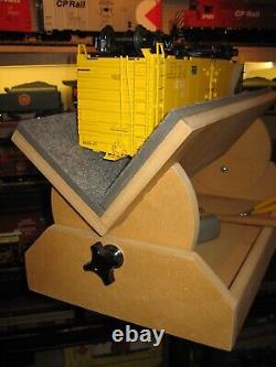 22 Tilting Cradle Train Workstation for large scale