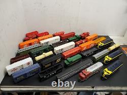 34 Piece Like Like Bachmann HO Scale Model Trains Locos Freight Cars Box Caboose