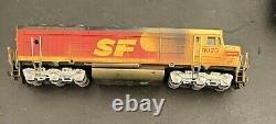 4 Piece Vintage HO TRAIN Santa Fe ENGINE-FLAT CAR With CRANE-TEXACO TANK-Weathered