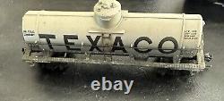 4 Piece Vintage HO TRAIN Santa Fe ENGINE-FLAT CAR With CRANE-TEXACO TANK-Weathered