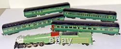 4 Rivarossi HO Crescent Southern Train Cars Mantua 1396 Pacific 4-6-2 Locomotive