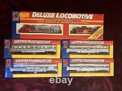 5 Vintage Life Like Trains Ho Scale Train Engines Deluxe Locomotive Passenger