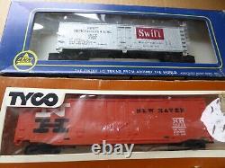 8 Vintage 1970's TYCO & HO Wagon TRAIN Locomotive SETS in BOXES Lot