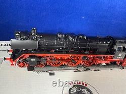 A11-41 Train Engine Express Locomotive With Tender Ho Scale Marklin #39013