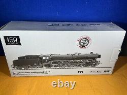 A11-41 Train Engine Express Locomotive With Tender Ho Scale Marklin #39013