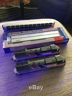 Amtrak Ho Train Set! 11 Piece Set! 2 Locomotives Complete Train Car Set