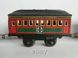 Antique Cast Iron Hafner Overland Flyer Engine Wind Up Train Toy Set with Cars