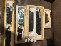 Arthern/Tyco/Bachman/Lifelike Ho Model Trains-50 Locomotives, 250 Box Cars