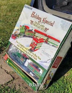 Bachmann Big Haulers Holiday Special Christmas Train & Trolley Set Double Large