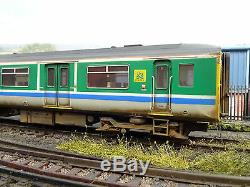 Bachmann Centro Trains Class 150 Dmu 2 Car (custom Weathered) 32-937