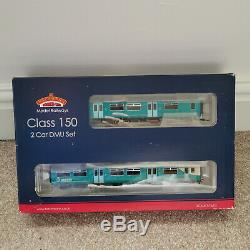 Bachmann Class 150/2 2 Car DMU Arriva Trains Wales gauge 00