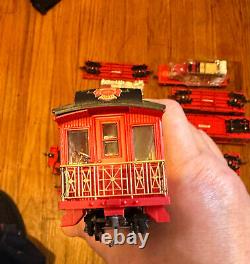 Bachmann HO FIRE FIGHTERS HEROES EXPRESS TRAIN SET 12 CARS & 2-6-0 STEAM LOCO