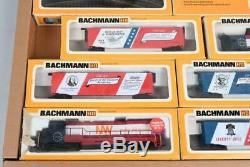 Bachmann HO Scale N & W Bicentennial Train Set Engine, 4 Cars & Caboose 1970's