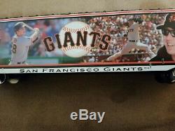 Bachmann Hawthorne Village San Francisco SF Giants Train Set Rails 6 Cars NO COA