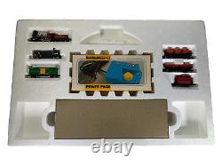 Bachmann N Scale The Old Timer Electric Train Set Steam Locomotive & 5 Cars 4404