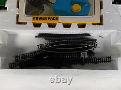 Bachmann N Scale The Old Timer Electric Train Set Steam Locomotive & 5 Cars 4404