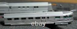 Con-Cor Burlington Pioneer Zephyr Train Post WWII 3 car set N scale