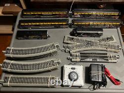 Dale Earnhardt Hawthorne Village Train Locomotive Set With Passenger Cars Caboose