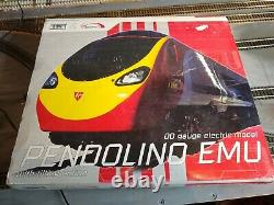 Dapol D390 Class 390 EMU 4 Car (with Two Motors) Virgin Trains Pendolino