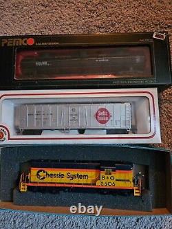 Eleven (11) Different Train Cars/Engines Santa Fe, AHM, Bachmann