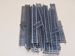 European OO Guage Vintage Model Trains, 10 cars, 1 locomotive, 90+ track pieces