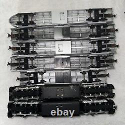 HO Amtrak Train Set 5 Cars And 2 Engines(See All Pictures)