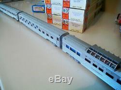 HO SANTA FE F7 A-B-A with Eight Streamline Passenger Car Train Custom Detailed