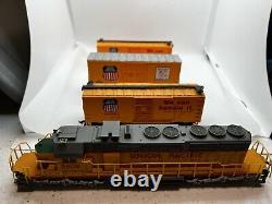 HO Scale Bachmann Diesel Loco 37-6331 Union Pacific #3808 SD40-2 Train With 3 Cars