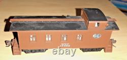 HO Scale Train lot collection with (3) Locomotives, Caboose, Tank Cars, Flatcars