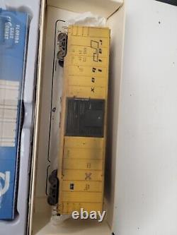 HO Scale lot (3) custom weathered boxcar detail rbox scale trains rbox wc fec