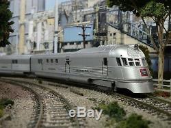 HO Train Con-Cor Pioneer Zephyr Burlington Rt 3 Car set DCC Ready 001-8721 #F63