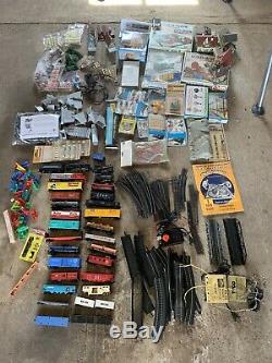 HO Train Set HUGE LOT Engine s Cars Tracks Controller s ATLAS TYCO Build A Scene