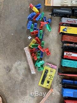 HO Train Set HUGE LOT Engine s Cars Tracks Controller s ATLAS TYCO Build A Scene