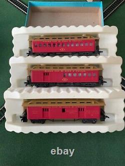 HO freight and passenger train cars with three working Engines Two AHM/Rivarossi