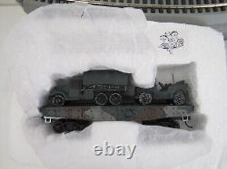 HO scale Bachmann Hawthorne Village WW2 Armored Engine, Tender, 9 Cars, & track