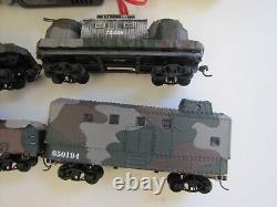 HO scale Bachmann Hawthorne Village WW2 Armored Engine, Tender, 9 Cars, & track