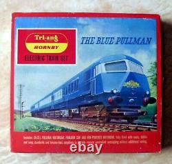 HORNBY R555C BLUE PULLMAN 3-CAR DIESEL TRAIN in BR Blue & Grey Livery 00 Gauge