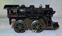 Hafner Overland Flyer Freight Train Set Wind-Up Engine with5 Tin Litho Cars