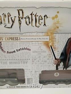 Harry Potter LIONEL LARGE SCALE HOGWARTS EXPRESS PASSENGER TRAIN SET 7-11960