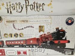 Harry Potter LIONEL LARGE SCALE HOGWARTS EXPRESS PASSENGER TRAIN SET 7-11960