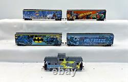 Hawthorne Village Batman Express Frieght Set Batman Robin Mr Freeze 5 Pieces
