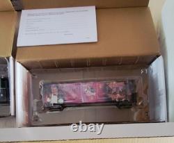 Hawthorne Village Caped Crusaders Ho Scale Electric Train Set Batman 8 Cars