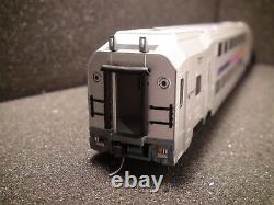 Ho Atlas # 20004823 Multi-level Trailer Modern Commuter Train Car Rd# 7666