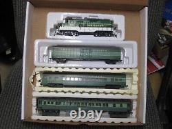 Ho Scale Southern Crescent Limited Train Set Locomotive And 3 Cars Rr9535