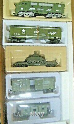 Ho U. S. Army Train Set F-3 Locomotive With 4 Cars # Bbf-215 Military Set