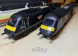 Hornby 00 Gauge R2705'grand Central Trains' Class 43 Hst Power Car/trailer